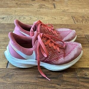 Nike Air Zoom Winflo 6 Running Shoes in Light Redwood Pink Women's Size 7.5
